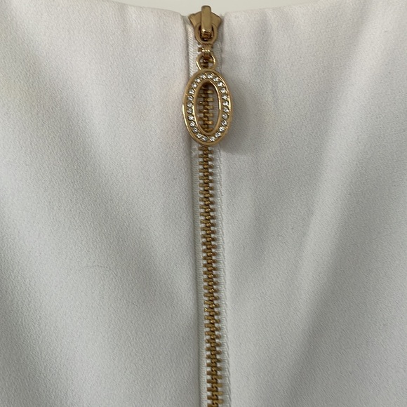 Beautiful Ivanka Trump sleeveless dress - Picture 4 of 9